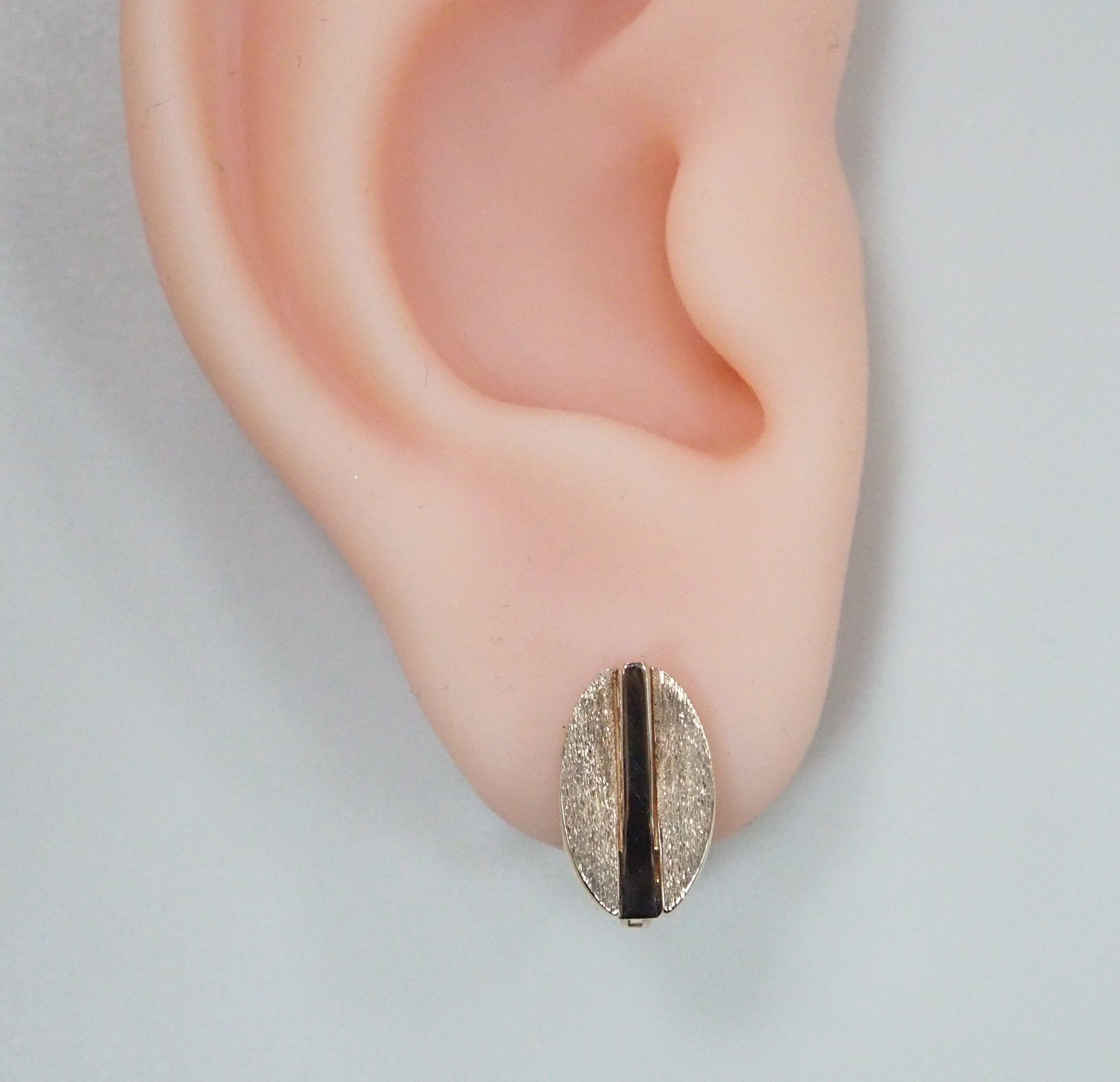 Серьги из золота
